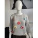 Pullover mit Blumen - grau