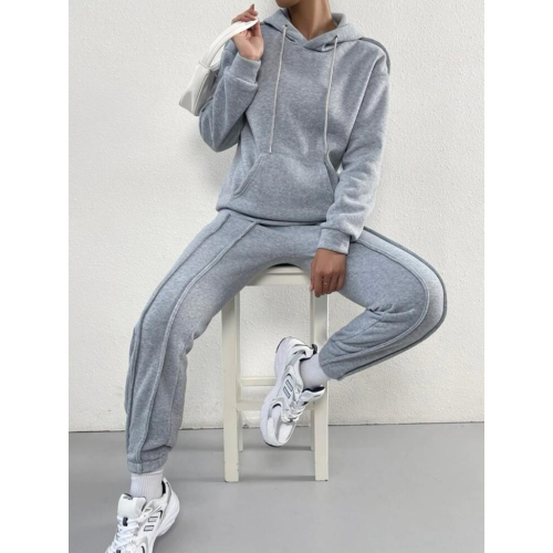 Tracksuit with thick seam on the pants - gray