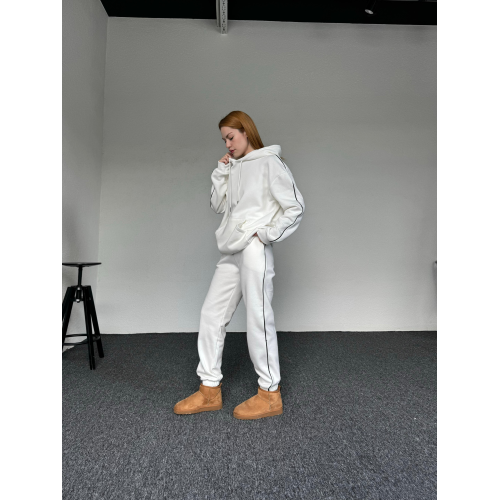 Tracksuit with decorative belt and hood - cream