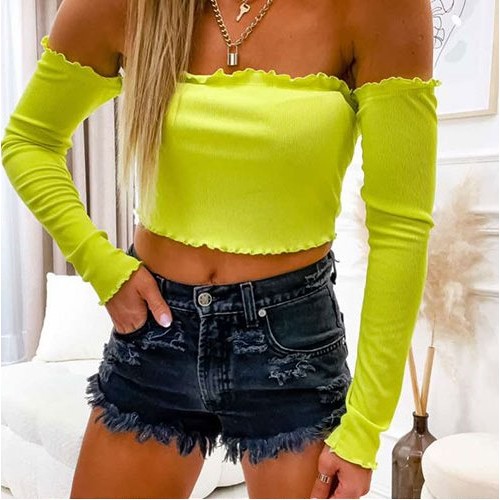 Short Spanish blouse with long sleeves and elastic band - green neon